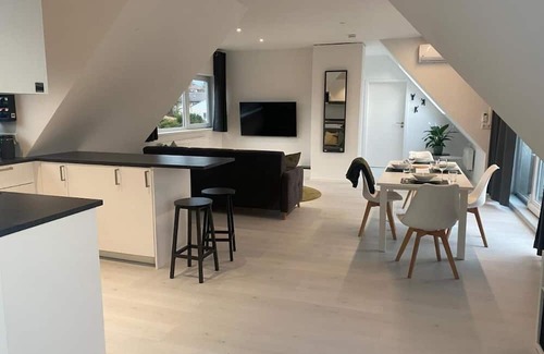 Fuldatal Apartment | Spacious modern DG apartment Schloofschdubb near Kassel 70 sqm