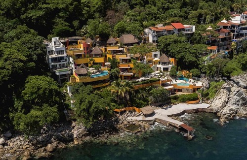 South Shore Hotel Area House | Luxurious estate for 34 guests in Puerto Vallarta