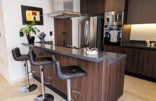 Queretaro House | New Home p/8 in Private Condo, Netflix, 100MB WIFI and Nearby Amenities