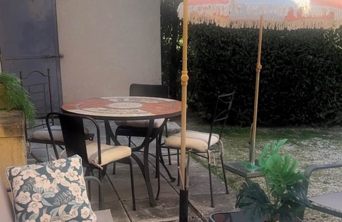 Maubec Apartment | Gîte in Provence at KaBenLub in the heart of the Luberon