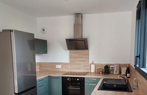 Peyrins House | Gîte for 6 people, 3 bedrooms, quiet location, 1h1