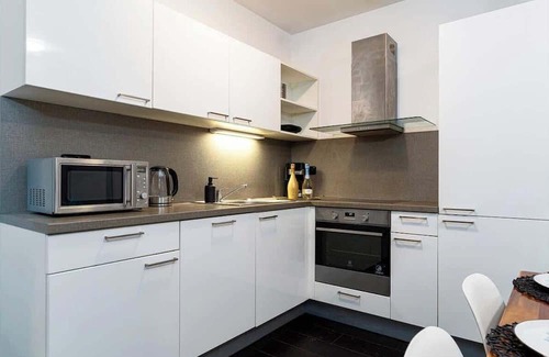 Karlin Apartment | Kingdom Silver Deluxe