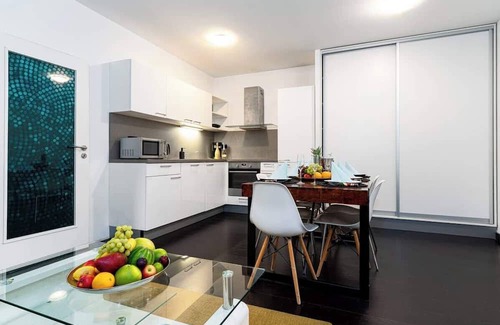 Karlin Apartment | Kingdom Silver Deluxe