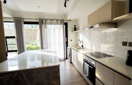 Kigali Apartment | Elegant & Comfy Retreat : Pool - Terrace!