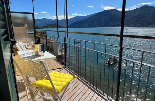 Colonno Apartment | Lake Loft Colonno, Colonno, Italy