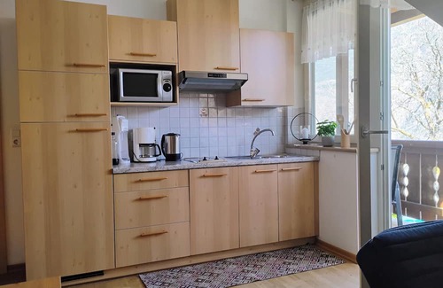 Laces Apartment | Farm with small animals, petting zoo, trial riding, beautifully situated.