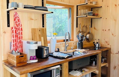 Sedgwick Cabin | The Cabins at Currier Landing Cabin 3: Pine