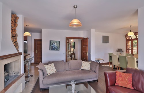 Kas Villa | Villa Isinda, Kas town villa with great views