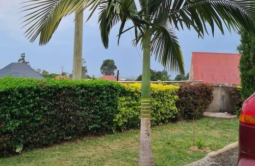 Kasese Apartment | BLT Guest House, Kasese