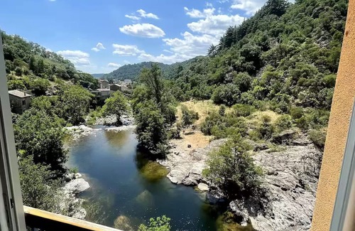 Vals-les-Bains Apartment | Superb studio with river access and private square