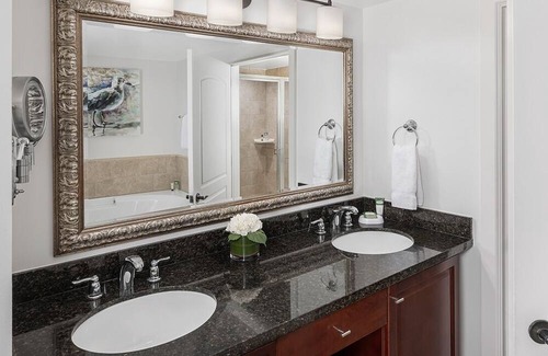 Flag Hill Resort | MARRIOTT'S FRENCHMAN'S COVE, OCEAN SIDE VIEW Gorgeous 2-Bedroom, 2 Bath Resort!