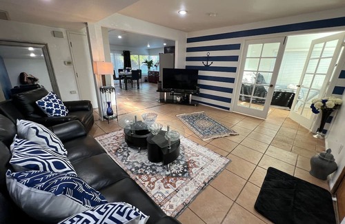 Rancho Bernardo House | Charming 2-bedroom house with WiFi and AC in sunny San Diego