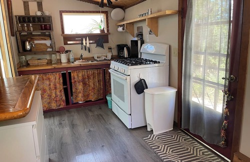 Grass Valley Cabin | Charming 1-bedroom Cabin in the Forest Nevada City with AC, WiFi