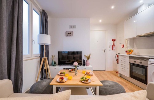 Sao Jose Apartment | Casa Taipas Summary:
