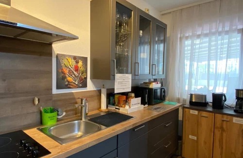 Estenfeld House | Classic double room with fitted kitchen in the basement