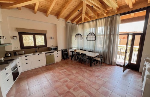 Vilanova de Meia House | Cal Gabarró - House for 12 people with swimming pool, WiFi, AC and BBQ
