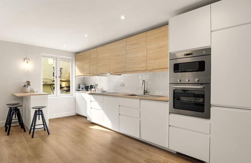 Clifden Apartment | The Town Place @ Clifden Boutique