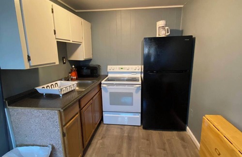 Hampton Apartment | 23 B ST Apartments