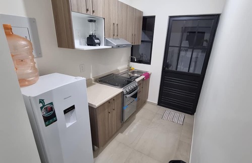 Queretaro Municipality House | Spacious House With Swimming Pool, Wi-Fi, Full Kitchen, Parking, Up To 11 Guests
