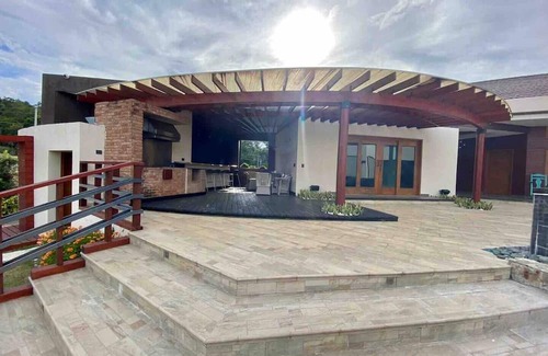 Jarabacoa Villa | FUGGIO VILLAGE 1
