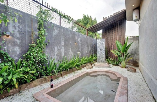 Udaipur District Villa | Modern 5BHK Villa with Private Pool, Bonfire Area & Mountain Views