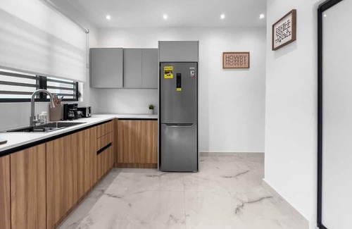 Rio Piedras Apartment | Hyde Park #4 | Comfy Apt W/Parking @ San Juan