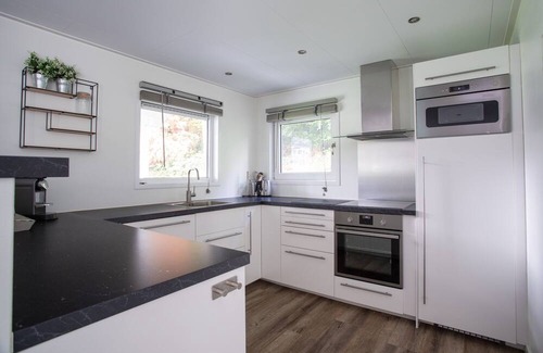 Municipality of Rhenen House | Holiday home with covered terrace in Rhenen
