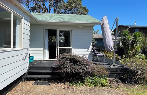 Raglan House | Cosy Raglan Retreat