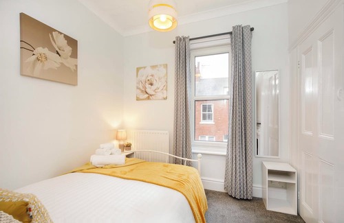 Acomb Bed & Breakfast | Three Bedroom House | York Getaway 1#