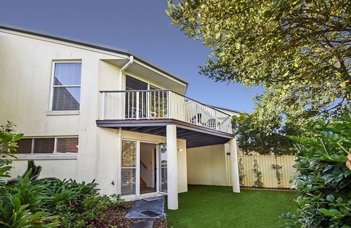 Sunrise Beach House | Advance Place - 2 Bedroom Townhouse