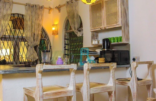 Mtwapa Villa | Chic 2-bedroom villa with AC, WiFi in amazing Mtwapa