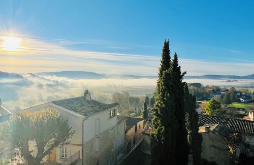 Mane House | House overlooking the Luberon