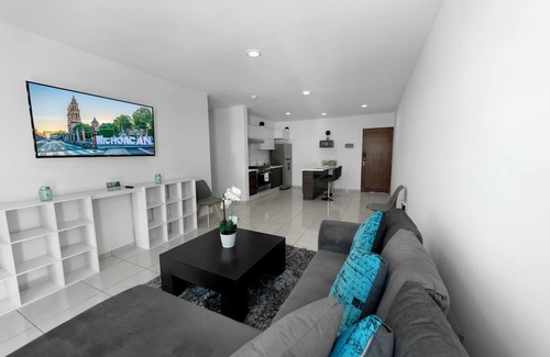 Juarez Apartment | Vista Catedral (Pet Friendly)