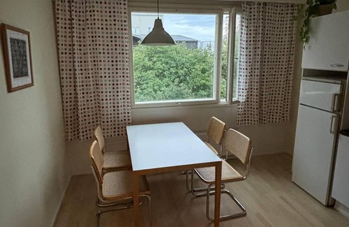 Jyvaskyla Apartment | Spacious apartment with balcony and private parking in the city center.