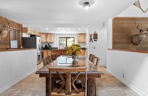 Upper Moonridge House | Great Family Space- Spa + Game Room, 3 mi. to Lake