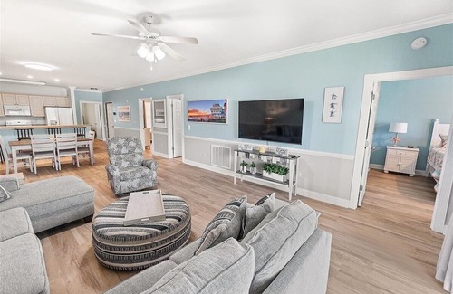 Central Myrtle Beach Condo | 3-bedroom condo in awesome Myrtle Beach with WiFi, AC