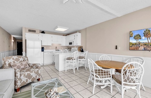 Garden City Condo | Seagull Heights! 2-BR 2-BA OCEANFRONT Royal Garden Resort Condo In&Outdoor Pools