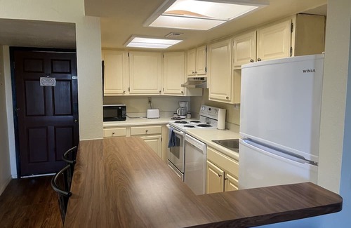 Runaway Bay Resort | The Lodge