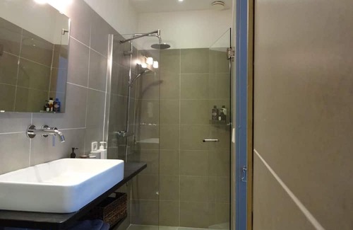 IJsselbuurt Bed & Breakfast | STUDIODEPIJP + free bicycles