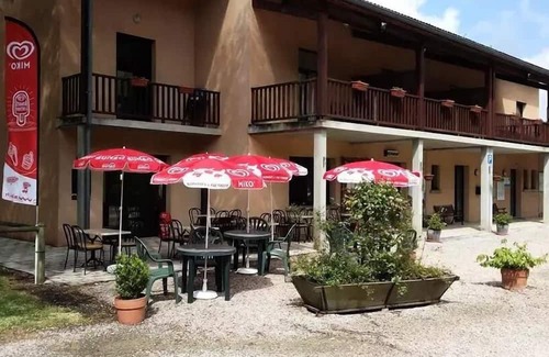 Oust House | Campsite Les 4 Saisons * - COUSERANS MOBILE HOME with covered terrace 6/8 people. 8 people