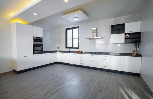 Saly House | Luxurious and spacious 6-bedroom house in Saly with AC, WiFi, kids pool