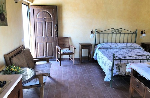 Apecchio Other | Farmhouse in Apecchio with Pool & Spa
