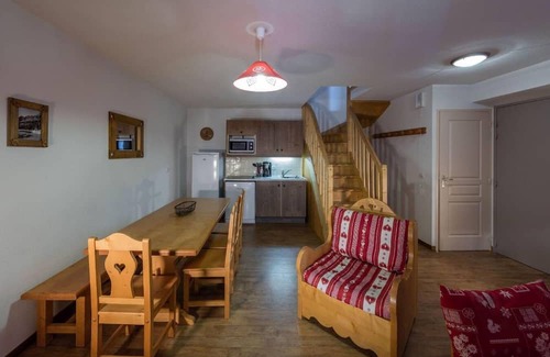 Abries Apartment | Wifi, 300m from ski slopes, fitness, swimming pool, parking, tv, ski locker, 50m², Abriès