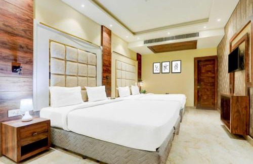 Danapur Hotel | Townhouse Oak Amity University Patna Formerly The Golden Crown