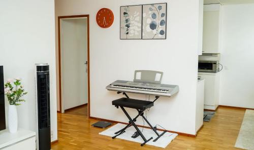 Koillinen District Apartment | The Crown Suite Helsinki