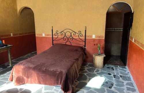 Amecameca Hotel | Hotel Temazcal Kinam