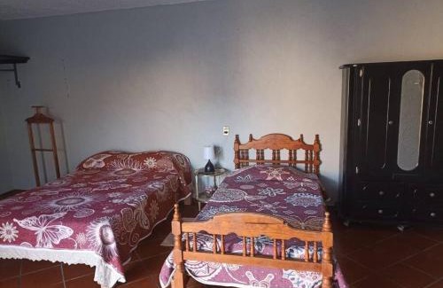 La Campana Apartment | Cozy Central Apartment with Family-Friendly Amenities