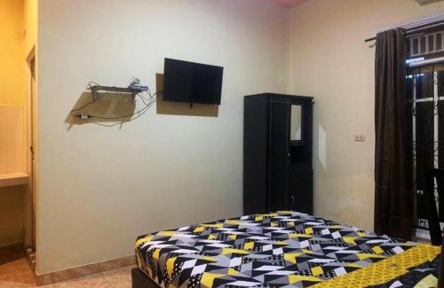 Pekanbaru House | Budget-Friendly Habib Guest House: Child Friendly Retreat