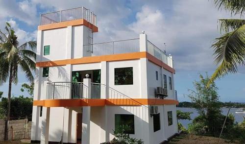 San Francisco Island Bed & Breakfast | Islandview Whitehouse - Camotes