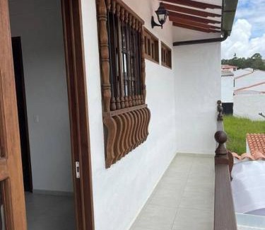 Curiti Apartment | Casa F2 en Condominio Buragua
